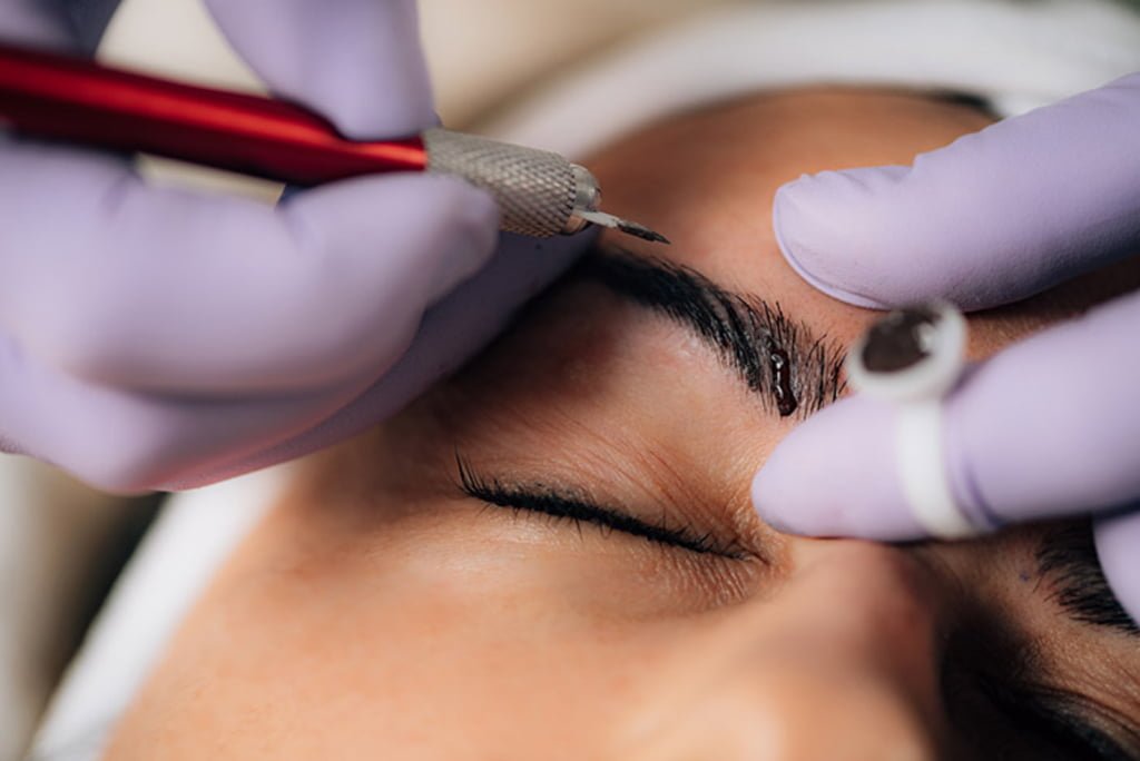 eye brows transplant